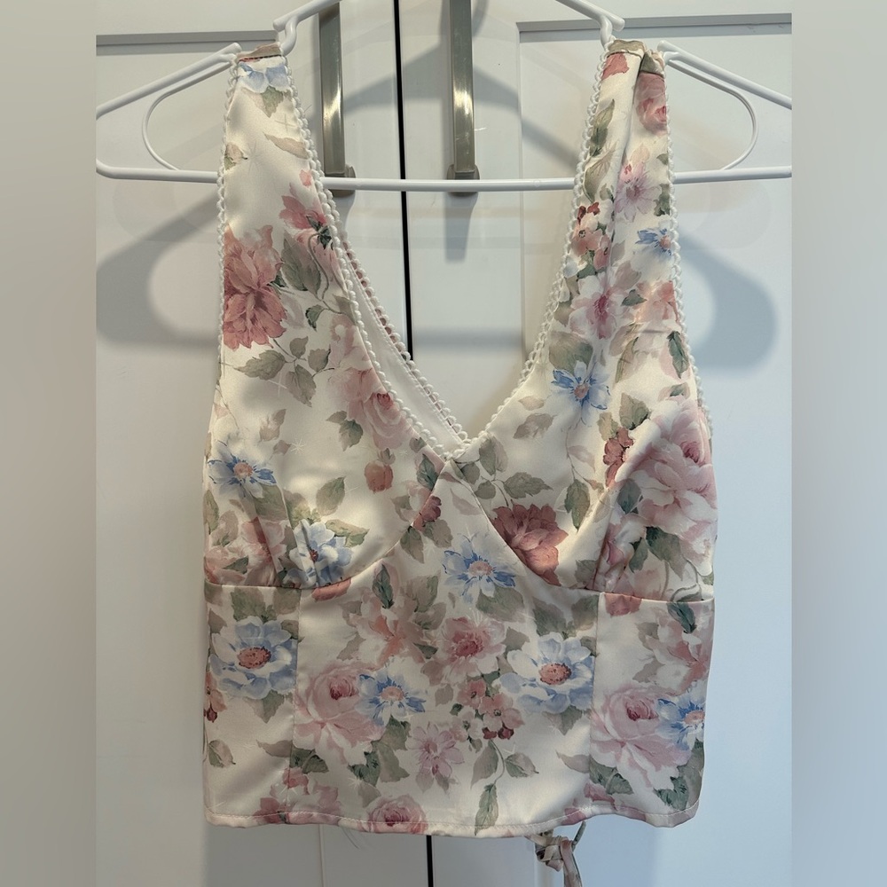 💐👚 Emory Park ‘Primrose’ Floral Cream and Pink Camisole